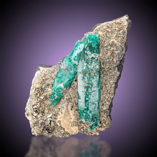 Emerald-Cozquez Mine | Muzo Mun. | Chivor | Boyacá Dept. | Colombia