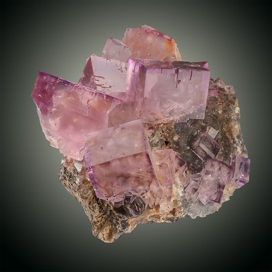 Fluorite-La Cabaña | Berbes-Caravia | Ribadesella | Asturias | Spain