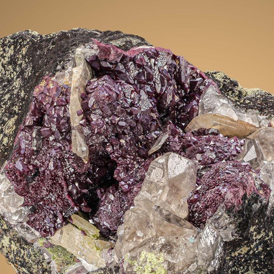 Wulfenite-Tsumeb Mine | Tsumeb | Otjikoto Region | Namibia