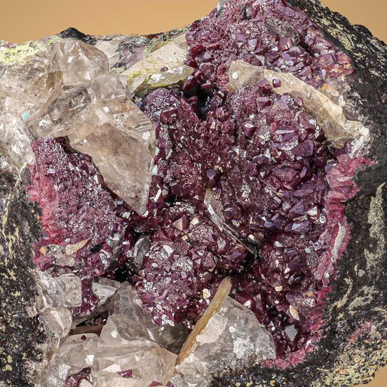 Wulfenite-Tsumeb Mine | Tsumeb | Otjikoto Region | Namibia