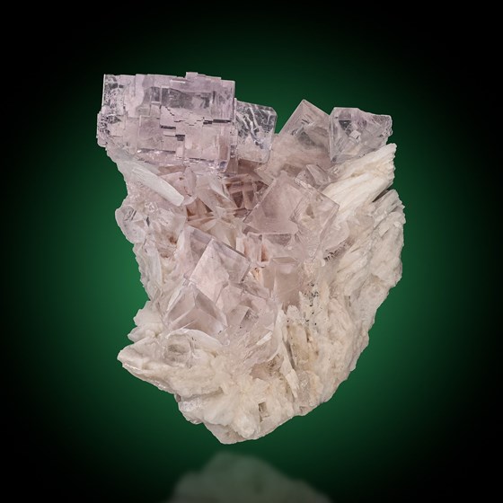 Fluorite-La Cabaña | Berbes-Caravia | Ribadesella | Asturias | Spain