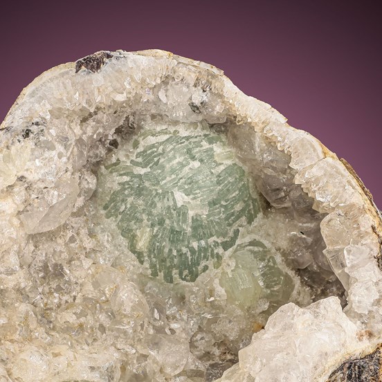 Prehnite-Goboboseb Mountains | Brandberg Area | Erongo | Namibia