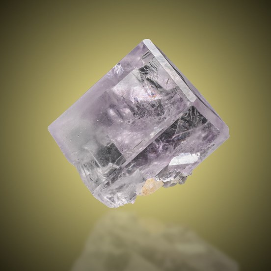 Fluorite-La Cabaña | Berbes-Caravia | Ribadesella | Asturias | Spain