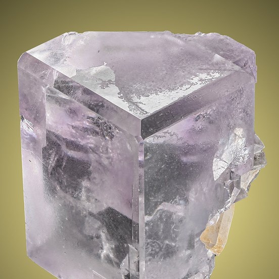 Fluorite-La Cabaña | Berbes-Caravia | Ribadesella | Asturias | Spain