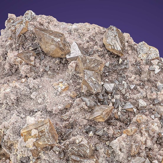 Wulfenite-Tsumeb Mine (Tsumcorp Mine) | Tsumeb | Otjikoto Region | Namibia