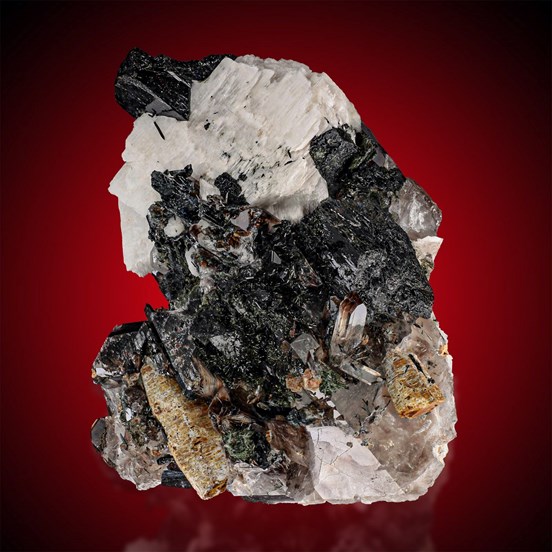 Cerianite-(Ce)-Mount Malosa | Zomba Plateau | Chilwa Alkaline Area | Malawi