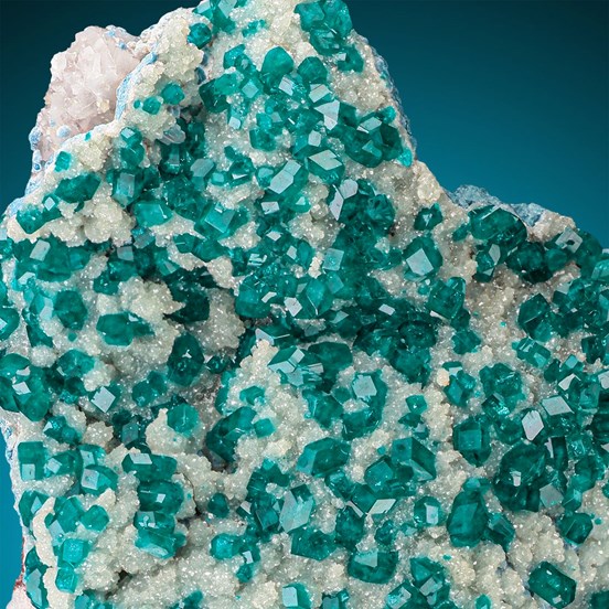 Dioptase-Tsumeb Mine (Tsumcorp Mine) | Tsumeb | Otjikoto Region | Namibia