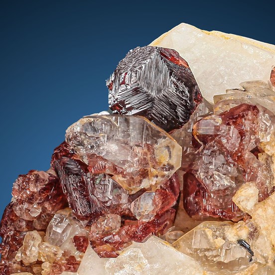 Spessartine-Navegadora Mine | Penha do Norte | Conselheiro Pena | Minas Gerais | Brazil