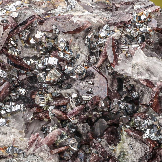 Axinite-(Fe)-Colebrook Hill | Rosebery District |  Tasmania | Australia