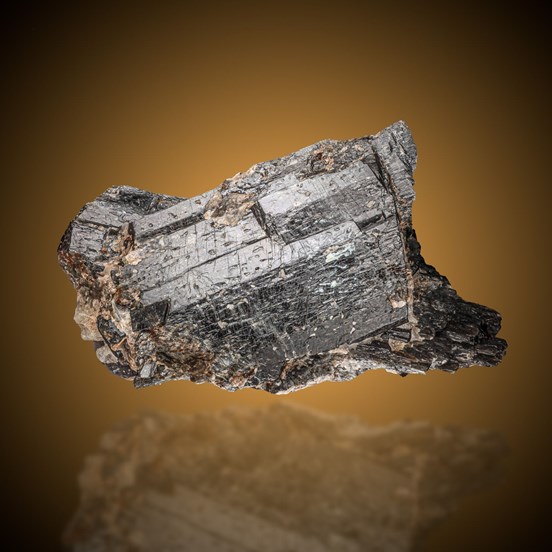 Fluorrichterite-Wilberforce | Monmouth Township | Haliburton Co. | Ontario | Canada